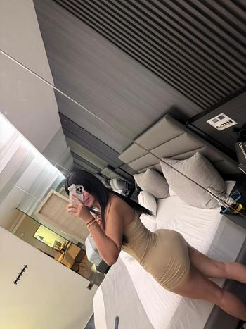 Mary, 24  female escort, Charlottesville